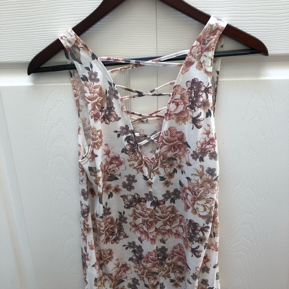 Garage Tanks set of 2 - Picture 2 of 5